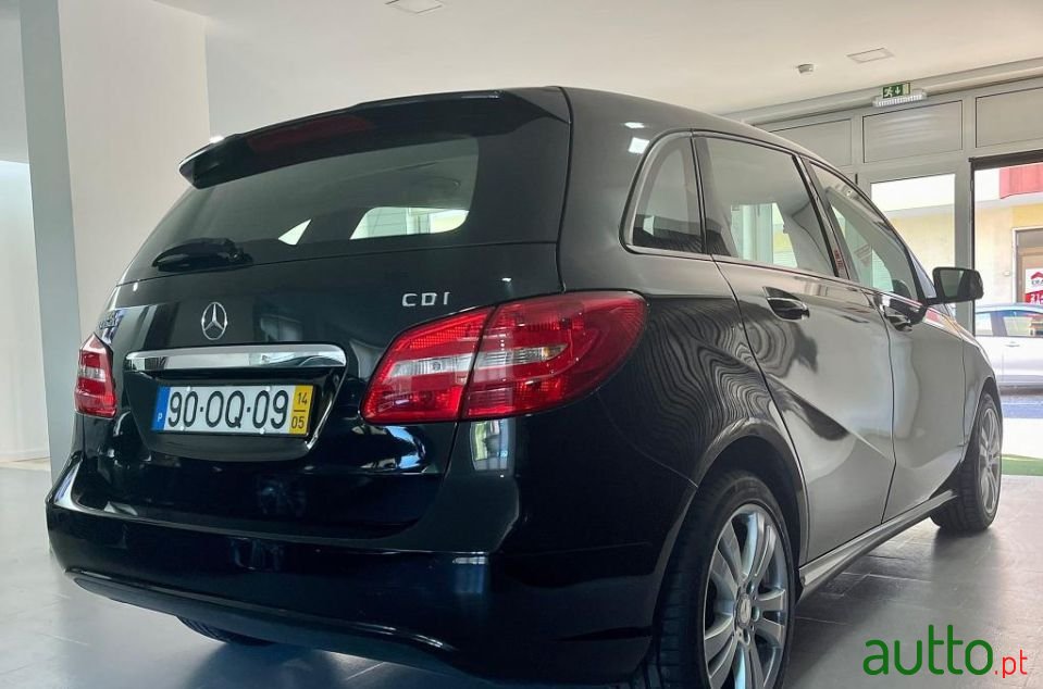 2014' Mercedes-Benz B-160 photo #4