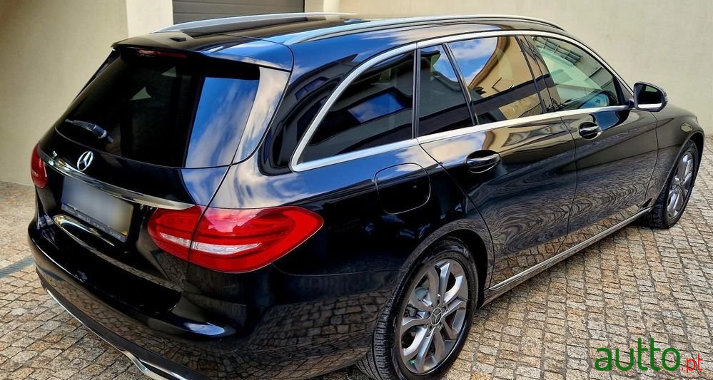 2016' Mercedes-Benz Classe C photo #3