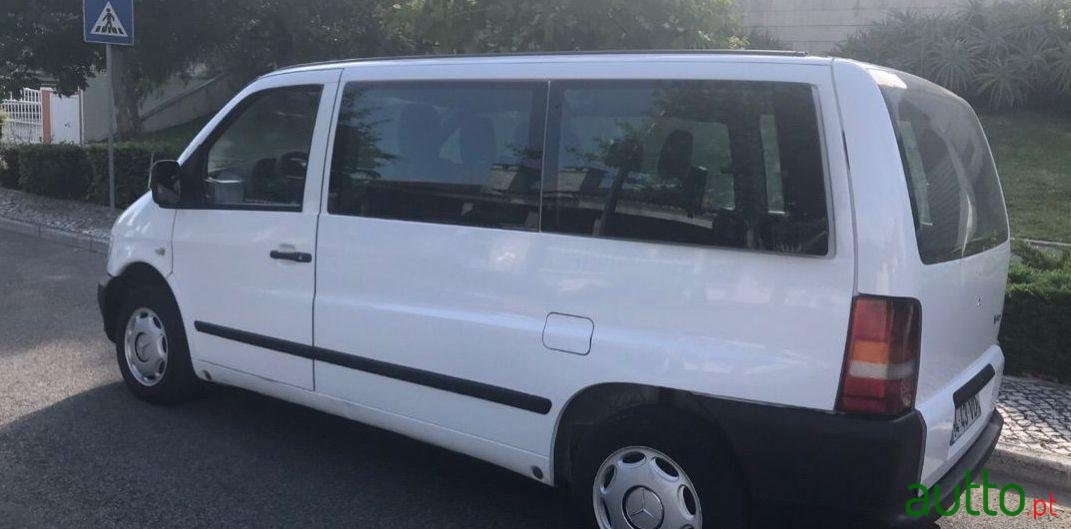 2003' Mercedes-Benz Vito 6 Lugares photo #3