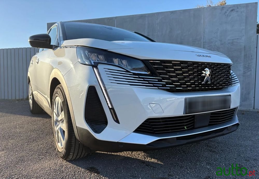 2022' Peugeot 3008 photo #3