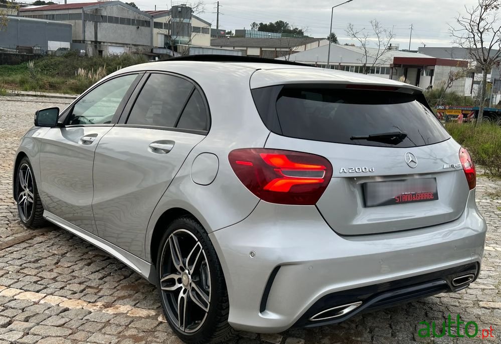 2016' Mercedes-Benz A 200 D 7G-Dct Amg Line photo #5