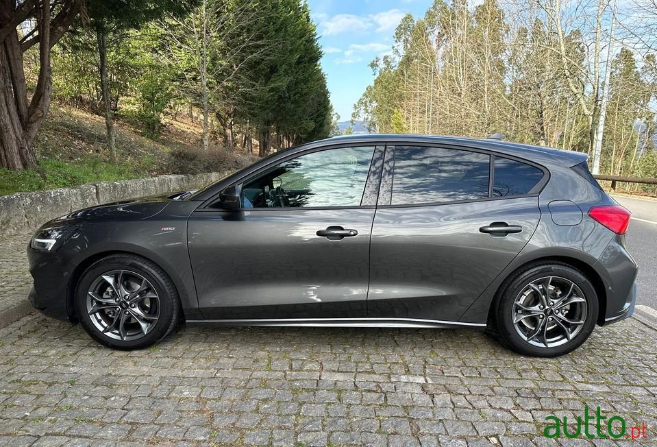 2019' Ford Focus photo #1