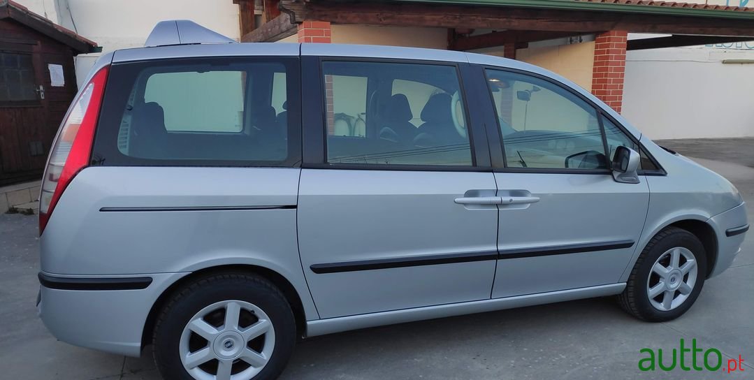 2003' Fiat Ulysse photo #1