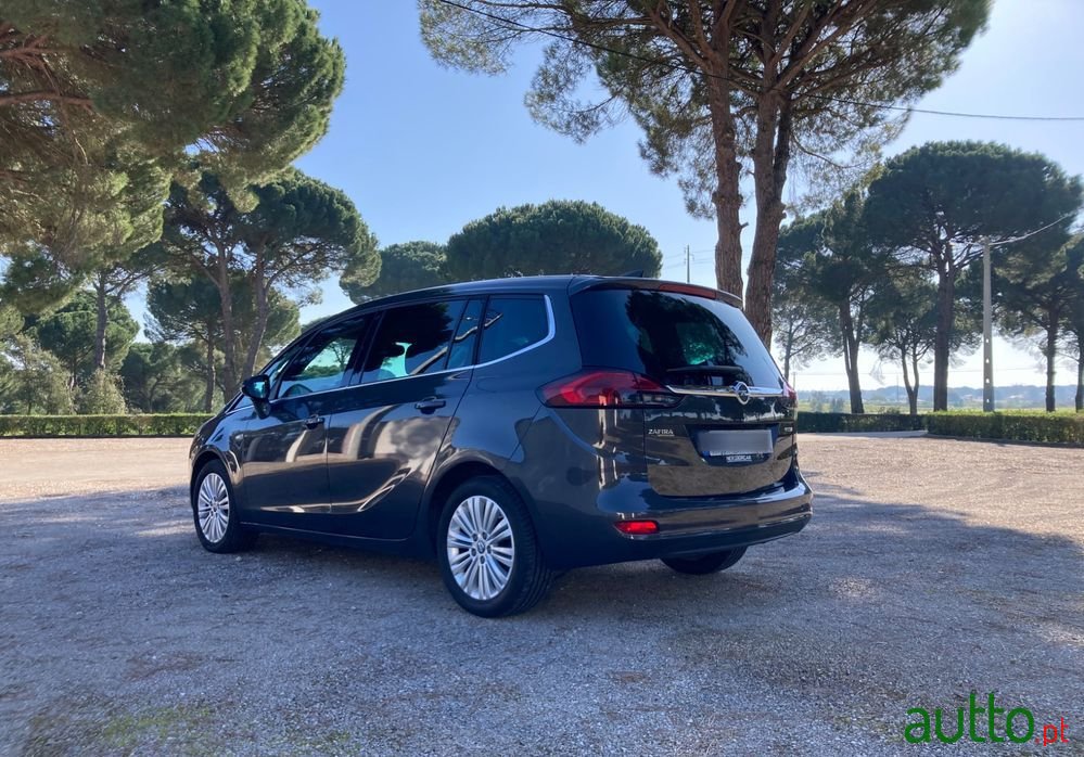 2016' Opel Zafira photo #5