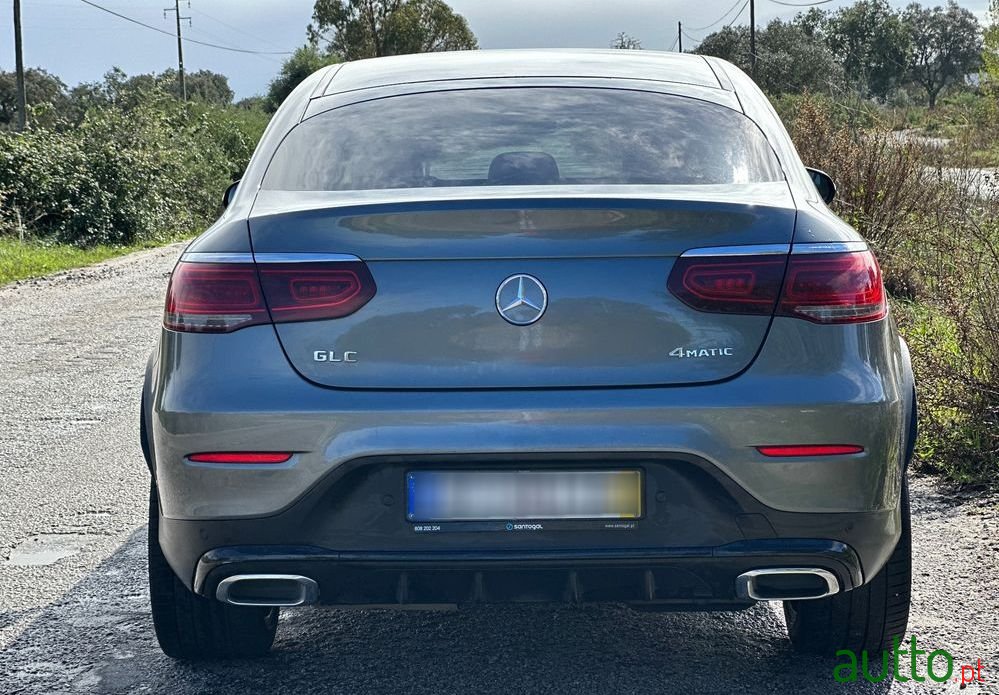 2019' Mercedes-Benz GLC 200 photo #6