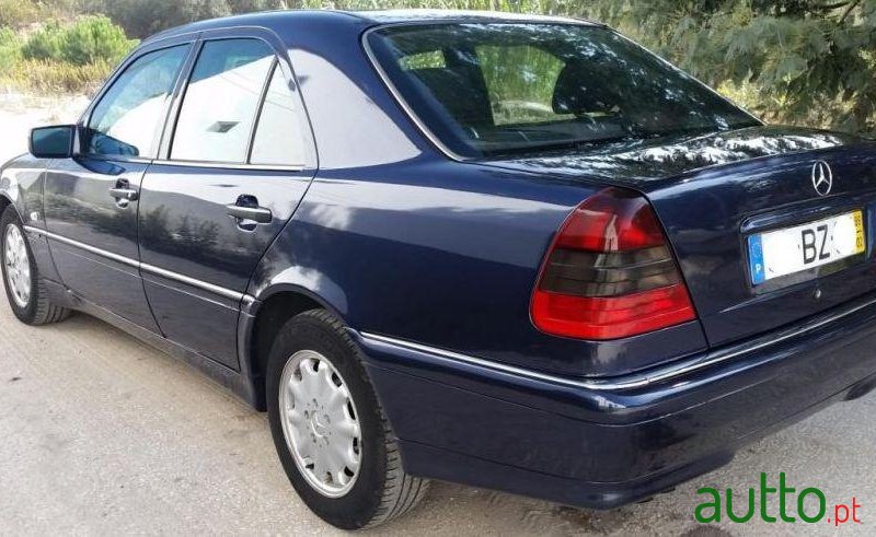 1998' Mercedes-Benz C-220 photo #2