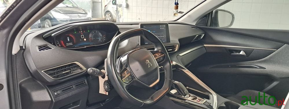 2018' Peugeot 3008 photo #4