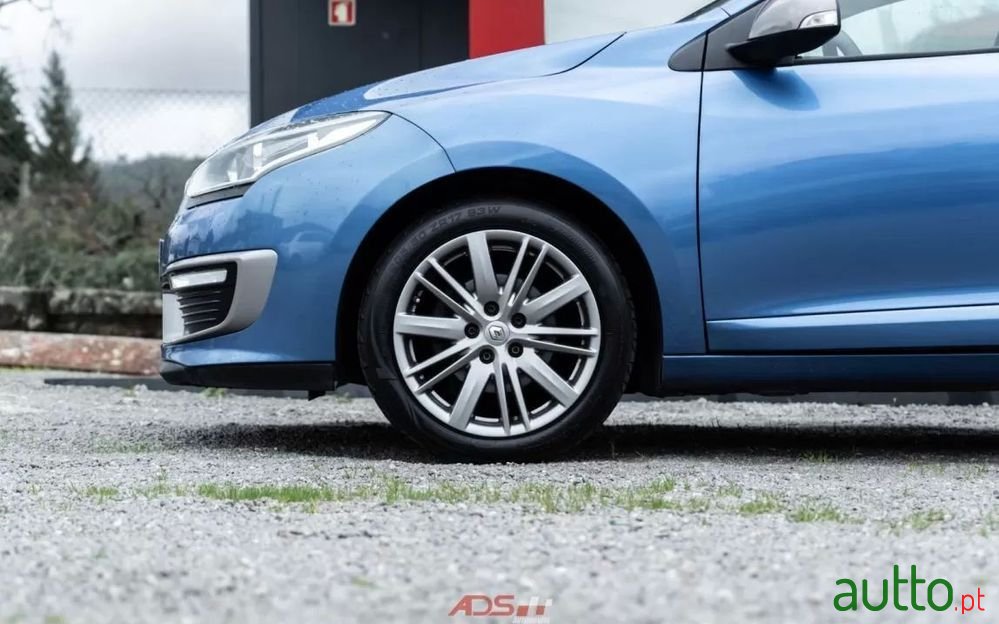 2015' Renault Megane 1.6 Dci Gt Line photo #5