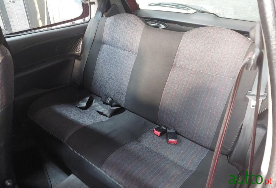 2000' Citroen Saxo photo #5