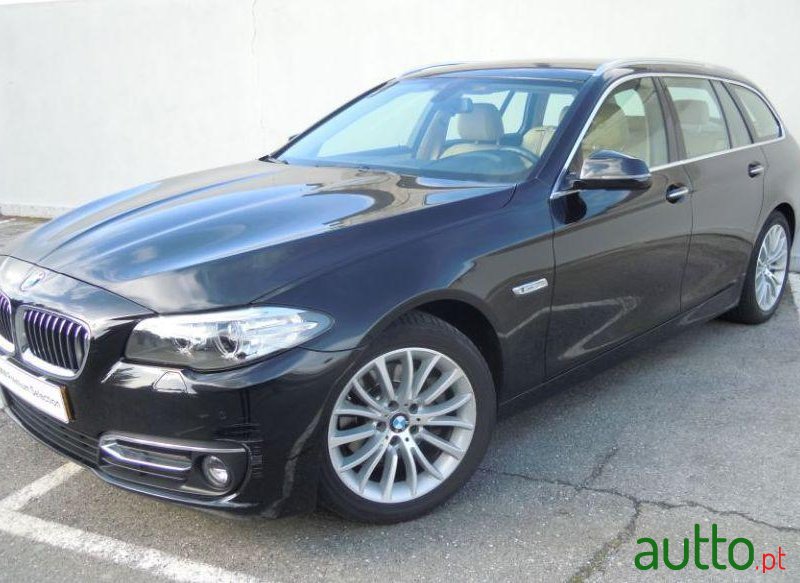 2016' BMW 520 D Line Luxury Auto photo #3