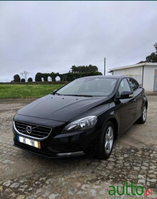 2016' Volvo V40 photo #1