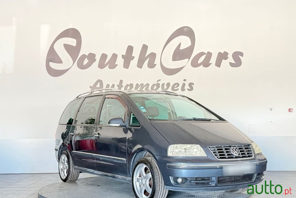 2007' Volkswagen Sharan 2.0 Tdi Freestyle photo #1