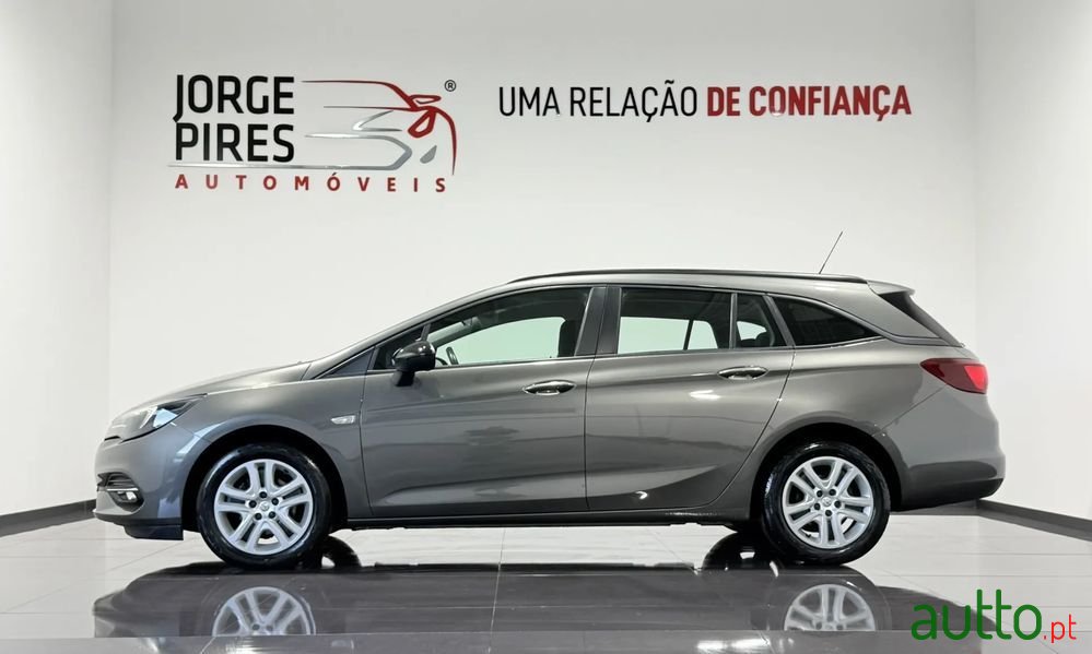 2021' Opel Astra Sports Tourer photo #3