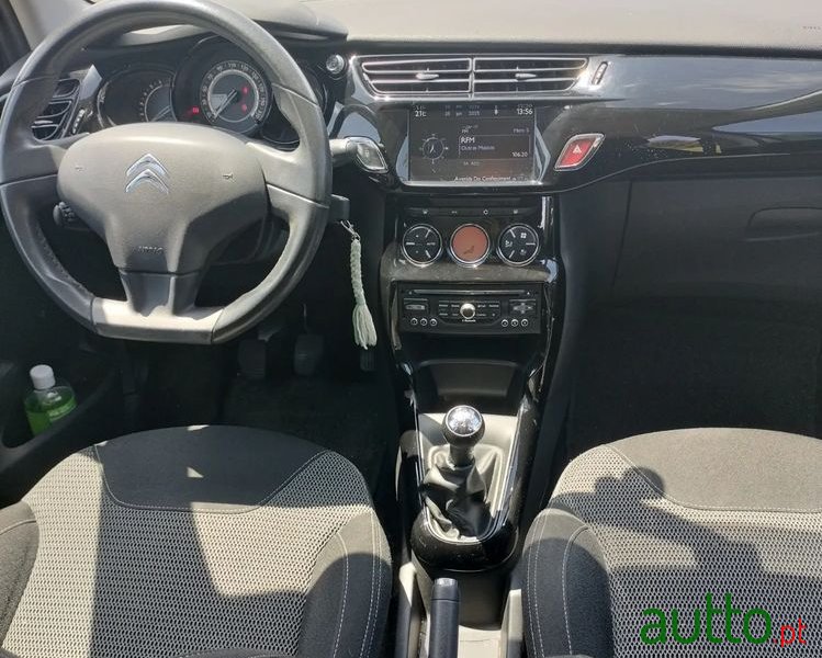 2013' Citroen C3 photo #6