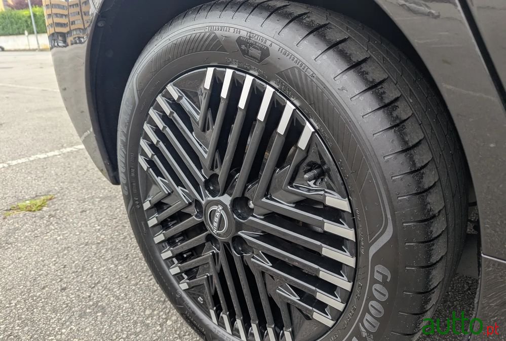 2022' Nissan Leaf Tekna photo #2