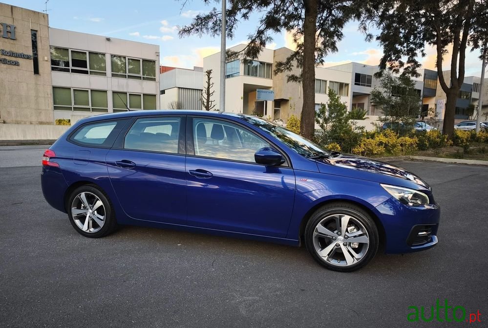 2019' Peugeot 308 Sw photo #2