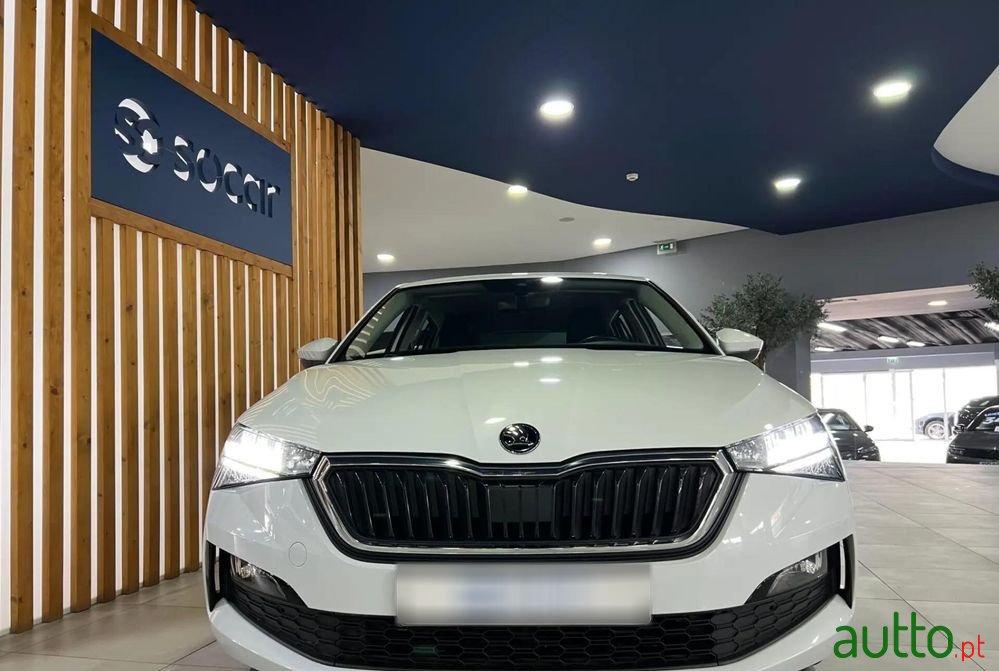 2023' Skoda Scala 1.0 Tsi Ambition photo #2