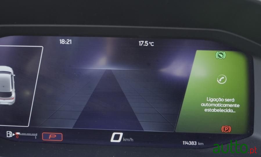 2021' SEAT Leon photo #4