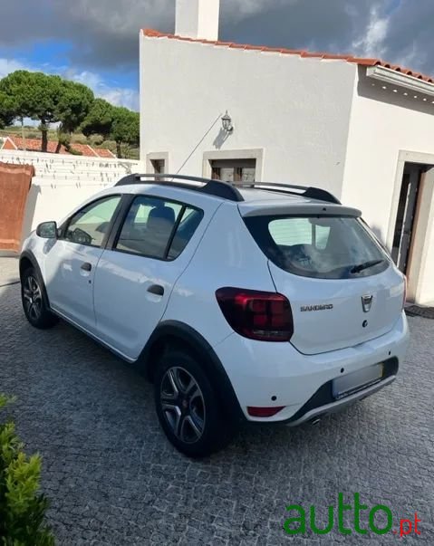 2019' Dacia Sandero Stepway photo #2