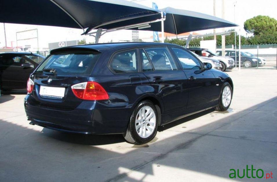2007' BMW 318 318 D Compact photo #1