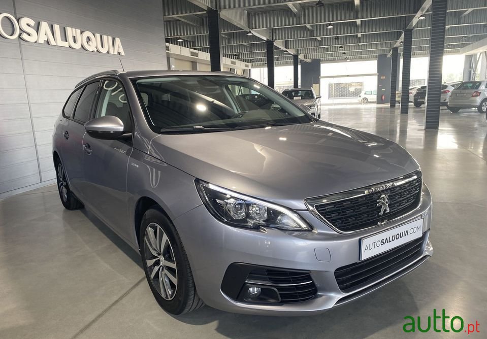 2021' Peugeot 308 Sw photo #6