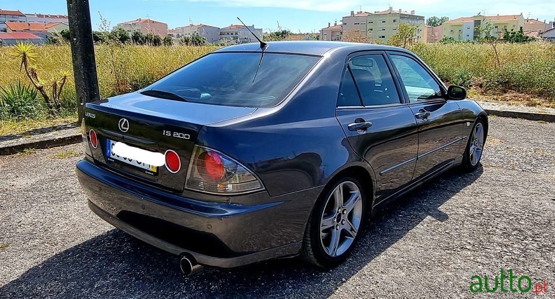2003' Lexus Is-200 photo #6