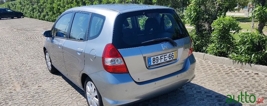 2008' Honda Jazz photo #3