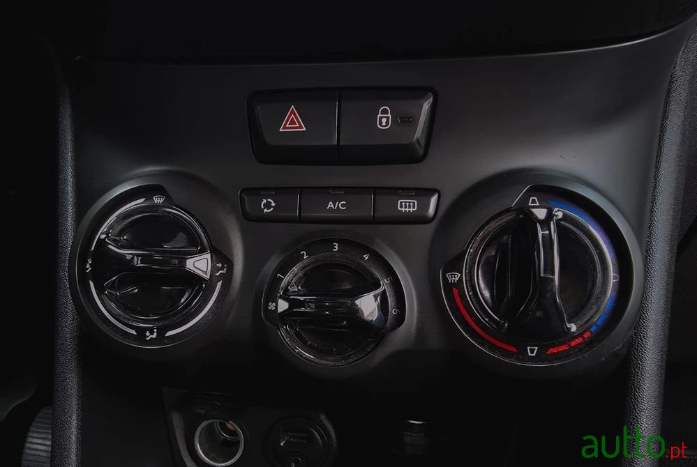 2016' Peugeot 208 photo #4