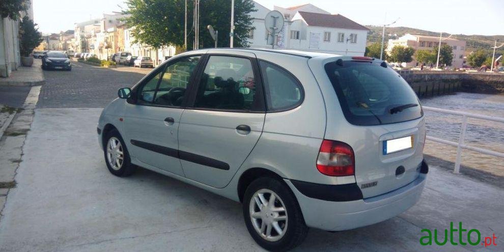 1999' Renault Scenic 1.9 Dti Rxe Ac photo #1