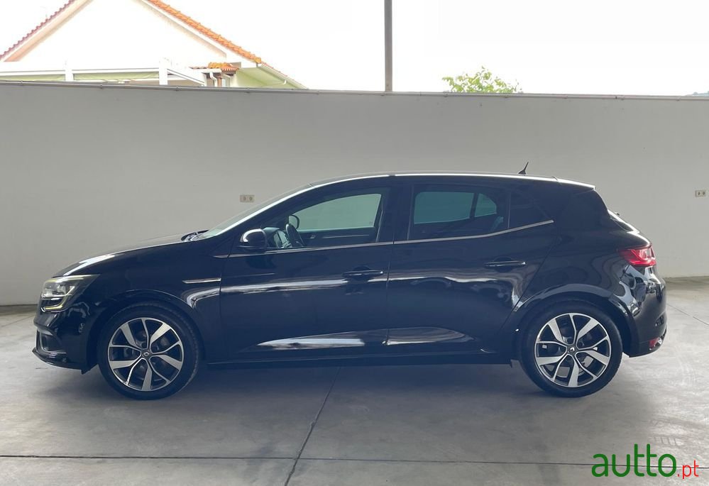 2018' Renault Megane Energy Tce 130 Intens photo #2