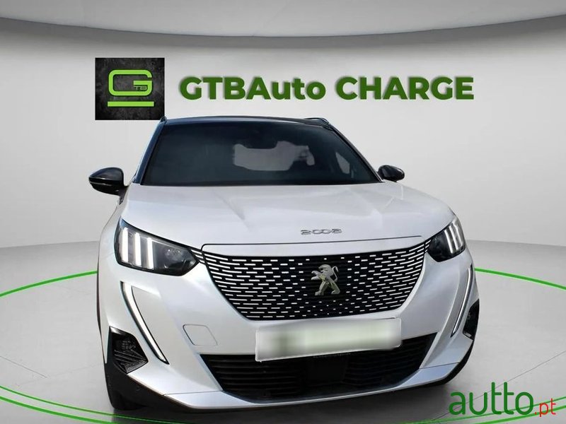 2022' Peugeot e-2008 Gt photo #3