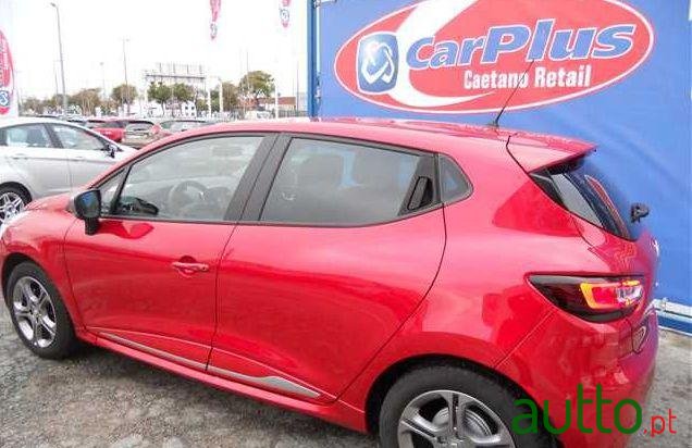 2017' Renault Clio 0.9 Tce Gt Line photo #2