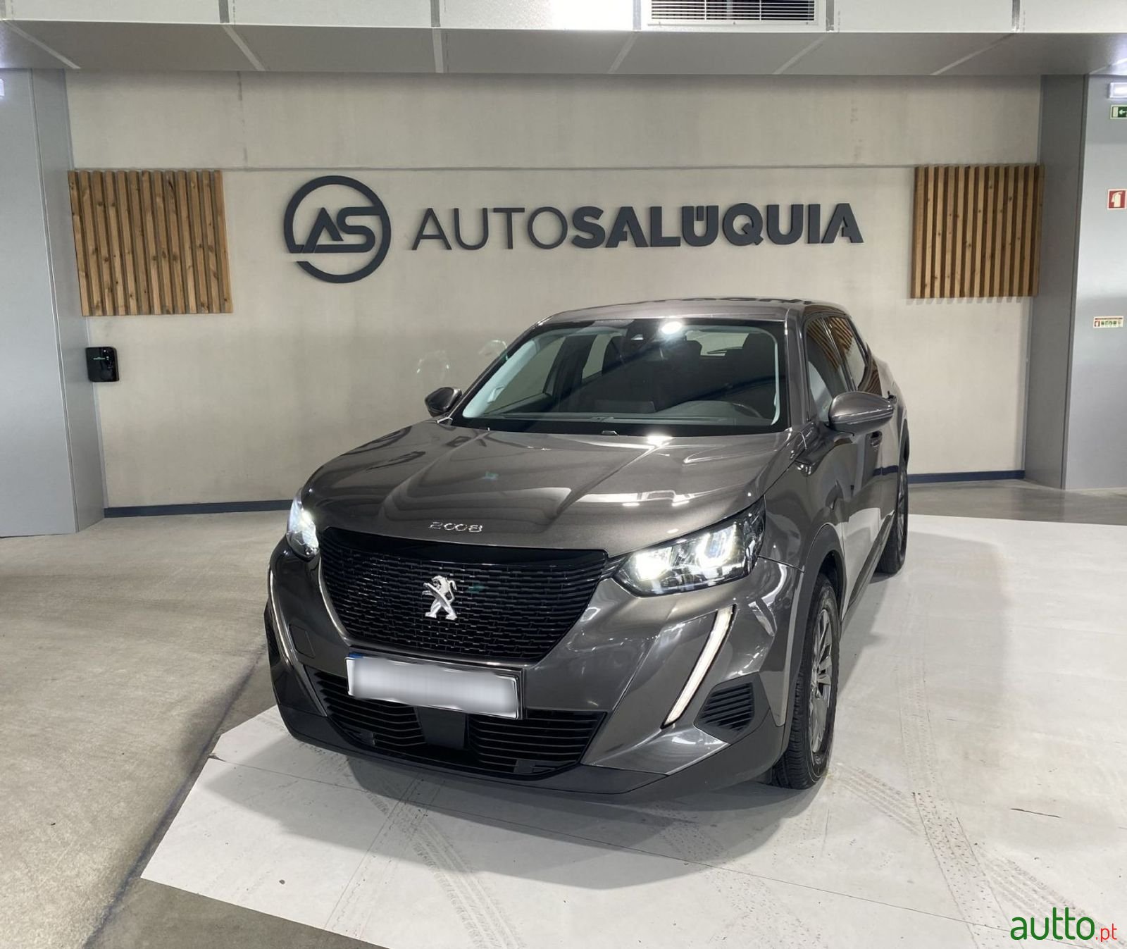 2021' Peugeot 2008 photo #1