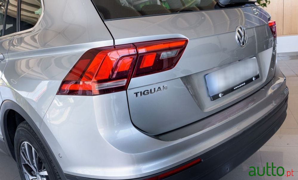 2017' Volkswagen Tiguan 2.0 Tdi Confortline photo #6