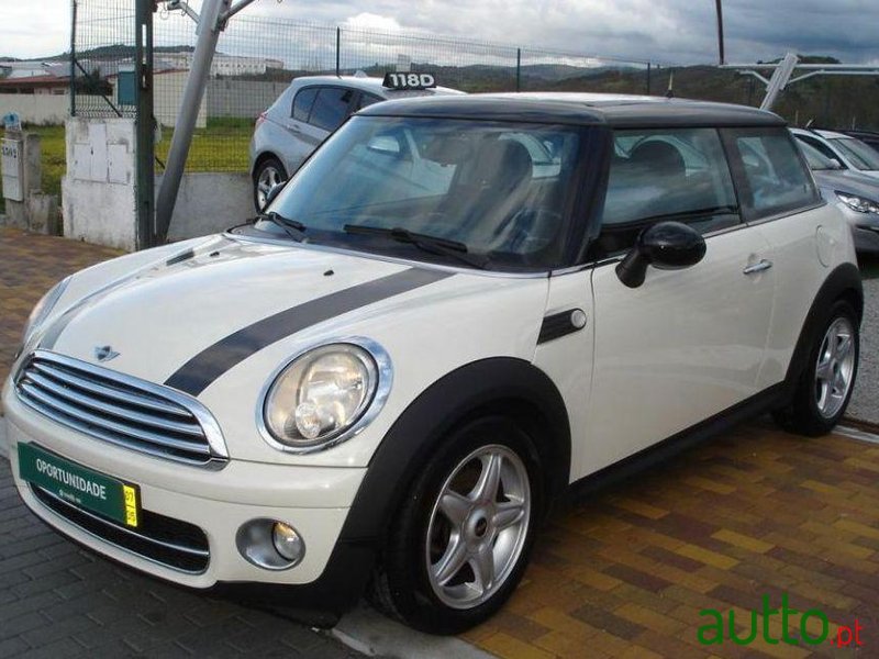 2007' MINI Cooper D photo #2