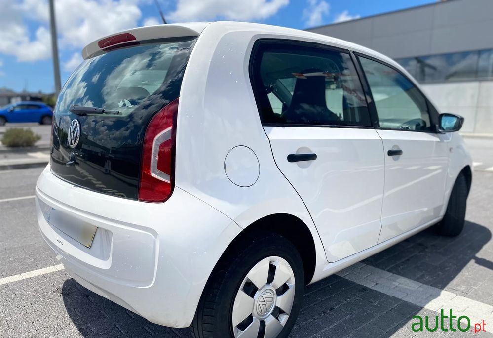 2012' Volkswagen Up! photo #4