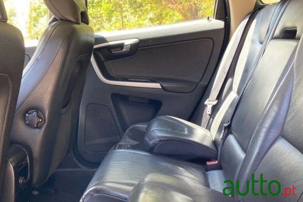 2010' Volvo Xc-60 photo #2