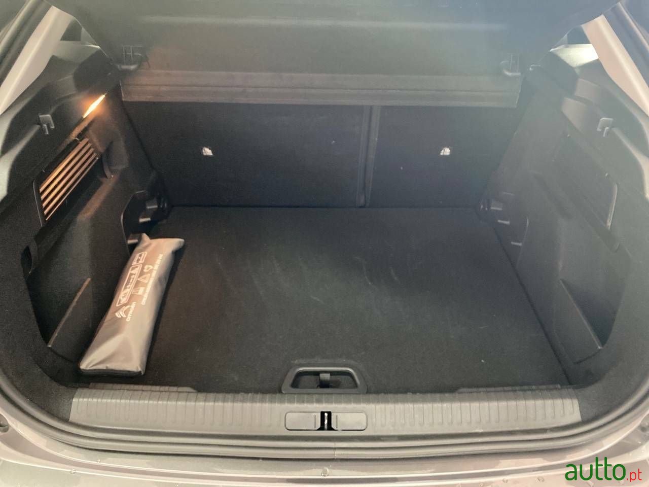 2018' Citroen C4 photo #6