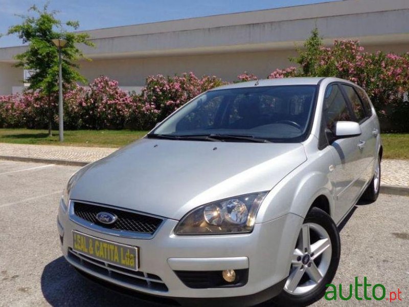 2007' Ford Focus Sw photo #2