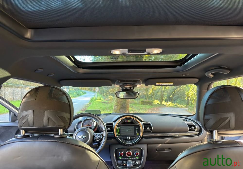 2017' MINI Clubman Cooper Sd photo #1