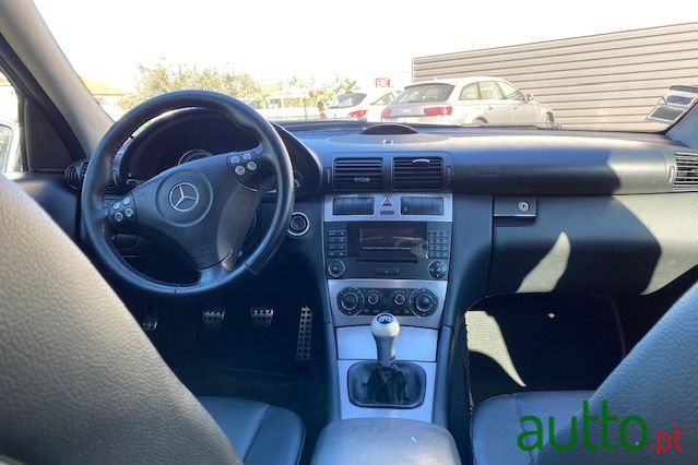 2007' Mercedes-Benz C-220 photo #6