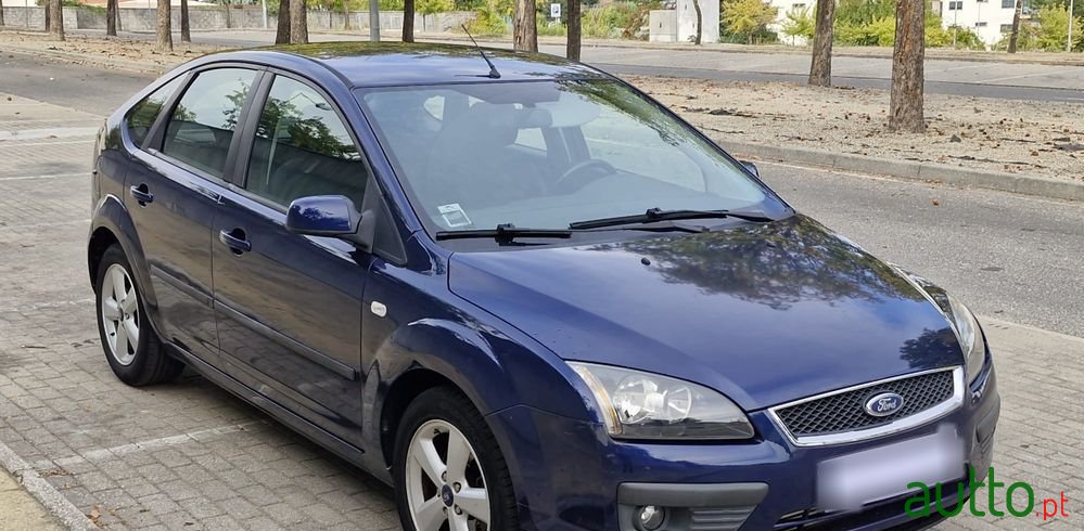 2005' Ford Focus photo #2