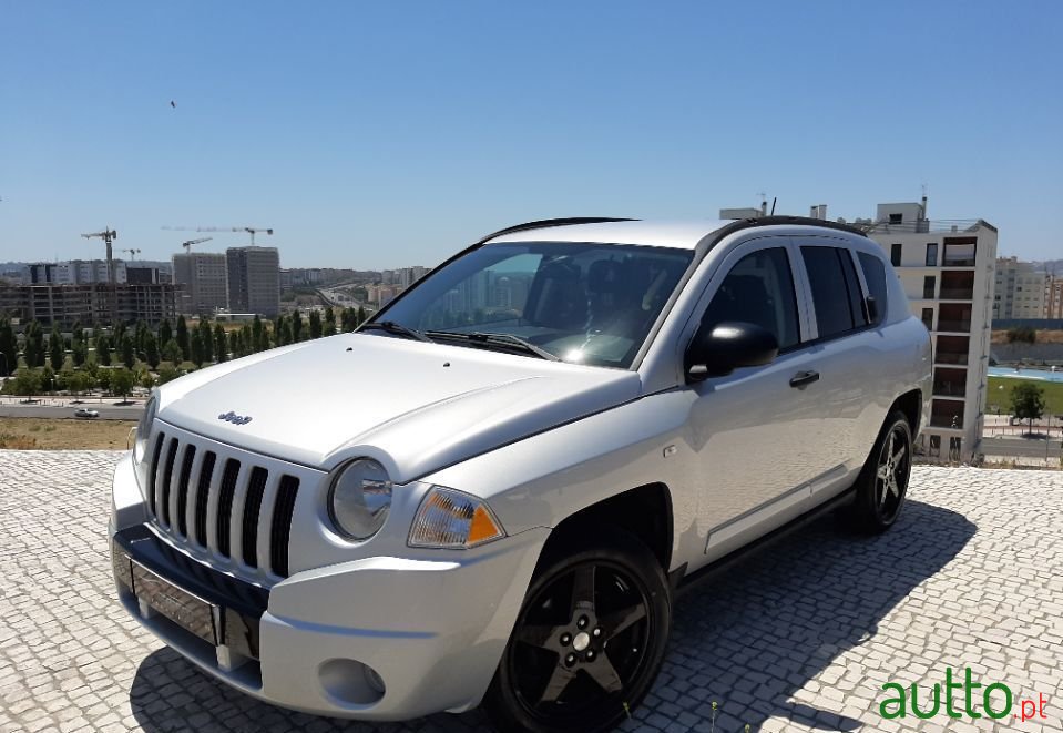 2008' Jeep Compass photo #2