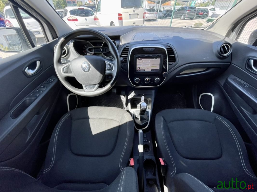 2018' Renault Captur photo #6