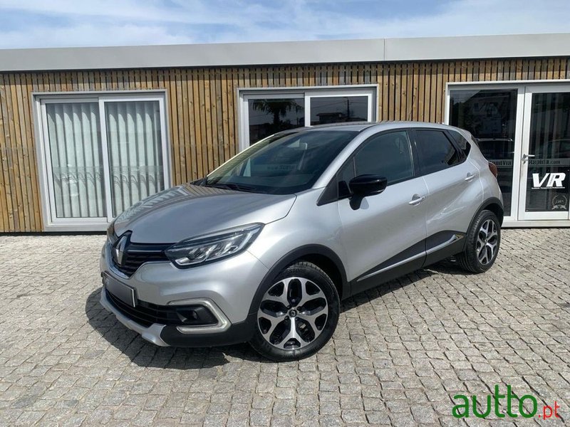 2019' Renault Captur 1.5 Dci Exclusive photo #1