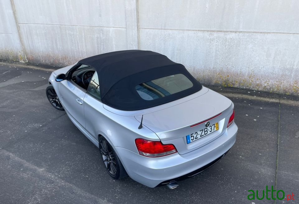 2009' BMW 120 photo #6