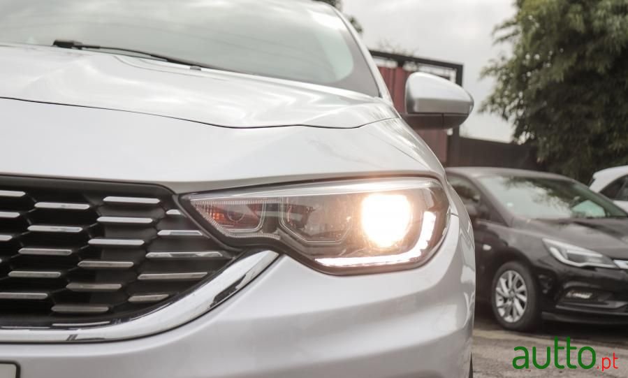 2018' Fiat Tipo photo #2