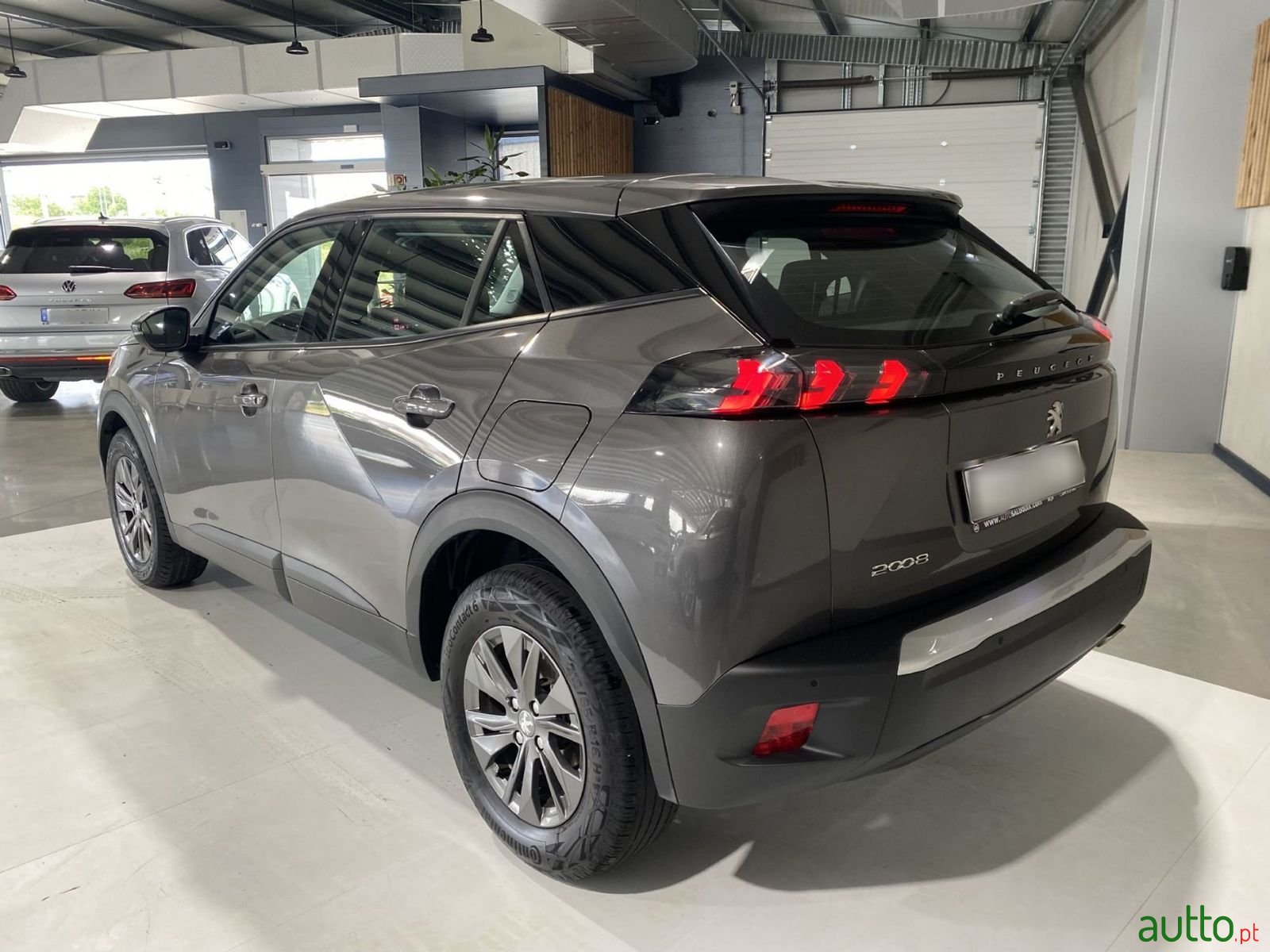 2021' Peugeot 2008 photo #5