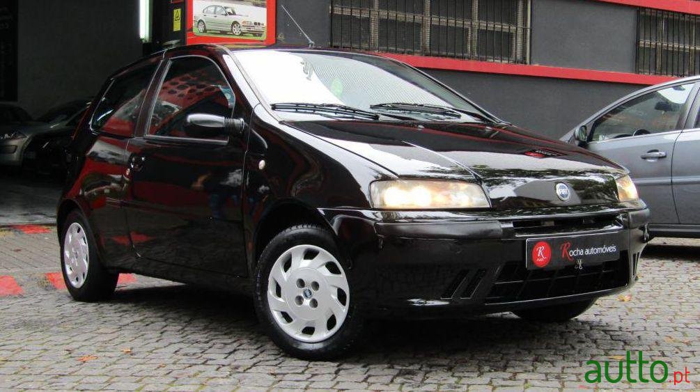 2000' Fiat Punto 1.2 16V ELX photo #3