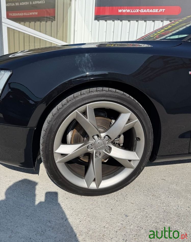 2009' Audi A5 2.0 Tfsi S-Line photo #4